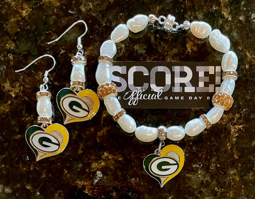 Green Bay Packer heart pearl in rhinestone earring & bracelet set